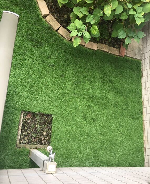 お安くおしゃれに駐車場をdiy 鎌倉で高品質な人工芝の施工なら芝えもん